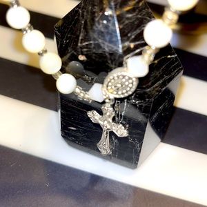 🙏🏻• ⚪️• 🙏🏻• S-t-r-e-t-c-h-a-b-l-e • 🙏🏻⚪️🙏🏻 Good vibes